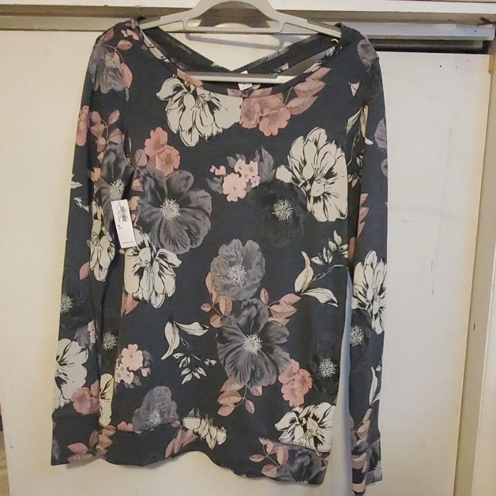 Old Navy Active Top Medium Tall